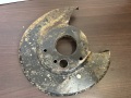 Щит опорный задний правый Nissan Primera P12 2002-2008