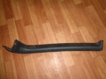 Обшивка двери багажника верхней пр. 2.7DT Land Rover Discovery III 2004-2009(ERQ000062PVJ)