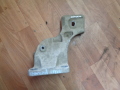 Кронштейн двигателя правый Land Rover Discovery III 2004-2009(KKU500590)