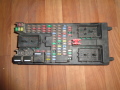 Блок предохранителей (салон) Land Rover Discovery III 2004-2009(YQE500420)