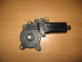 Моторчик стеклоподъемника правый HYUNDAI Accent II (+ТАГАЗ) 2000-2012(9882025100)