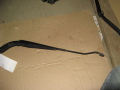 Поводок  дворников передний правый Hyundai Solaris/Accent IV 2010>(983101R000)