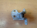 Петля двери передней правой нижняя Mazda 626 (GE) 1992-1997(GA2K58240A)