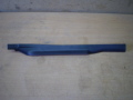 Обшивка стойки передней средн..пр. 2.7DT Land Rover Discovery III 2004-2009(EMB500221PVJ)