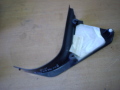 Обшивка стойки передней низ.пр. 2.7DT Land Rover Discovery III 2004-2009(EMC500340PVJ)