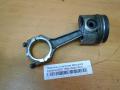 Поршень с шатуном Mitsubishi Carisma (DA) 1995-2000 F8QT