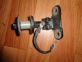 Петля двери багажника лев.верх. Land Rover Discovery III 2004-2009(4H22-43000-AB)