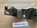 Кронштейн блока ABS (насос) Renault Symbol I 1998-2008