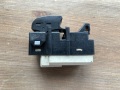 Кнопка стеклоподъемника задняя левая Toyota Mark II X90 1992-1996