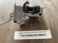 Замок двери задней правой Renault Sandero 2009-2014