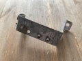 Кронштейн ручника Mitsubishi Aspire 1998-2003