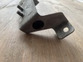 Кронштейн ручника Mitsubishi Aspire 1998-2003