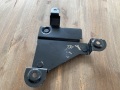 Кронштейн  блока управления форсунками Mitsubishi Aspire 1998-2003