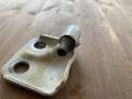 Петля двери задней правой нижняя Fiat Albea 2002-2012