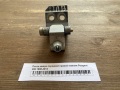 Петля двери передней правой нижняя Peugeot 206 1998-2012