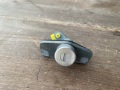 Вставка замка багажника Nissan Tiida C11 2004-2014
