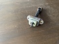 Ограничитель открывания двери передней правой Nissan Primera P11 1996-2002