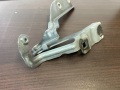 Петля капота левая Nissan Primera P12 2002-2008