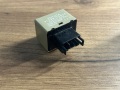 Реле поворотов Toyota Corolla E120 2001-2006