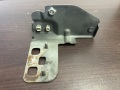 Кронштейн переднего бампера правый Nissan Primera P12 2002-2008