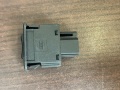 Кнопка центрального замка Nissan Primera P10 1990-1996