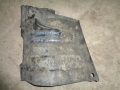 Пыльник двигателя боковой правый Land Rover Discovery III 2004-2009(KRN500042)