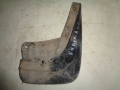 Брызговик перед. прав.Daewoo Nubira 1997(серебро)(96190360)