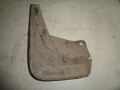 Брызговик перед. прав.Daewoo Nubira 1997(серебро)(96190360)