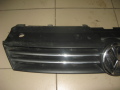 Решетка радиатора VW Polo (Sed RUS) 2011>(6RU853653)