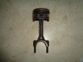 Поршень с шатуном  Peugeot 206 1.4i KWF 1998-2012