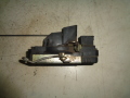 Замок двери передней левой  ( с электродвигателем) Opel Vectra B 1995-2002 (90585021)