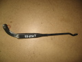 Поводок дворников передний правый Chery Amulet (A15) 2006-2012