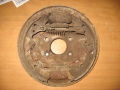 Щит опорный задний левый MAZDA 626(GD) 1987-1992 (GJ21-26-290A)
