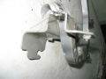 Петля крышки багажника Lancer 9 03-06 (СЕДАН ЛЕВАЯ MR954153)