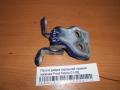 Петля двери передней правой нижняя Ford Fiesta 01-08, Седан (1518392)
