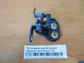 Петля двери задней правой верхняя Ford Fiesta 01-08, Седан (1518394)