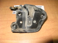 Замок багажника низ.лев Toyota Land Cruiser (100) (6939060040)