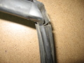 Уплотнитель стекла передней двери внутренний лев. Chevrolet Spark 2005-2011(96601512)