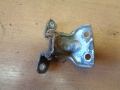 Петля двери задней левой нижняя Mazda 626 (GE) 1992-1997(GA2K72210B)