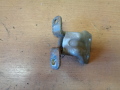 Петля двери задней левой нижняя Mazda 626 (GE) 1992-1997(GA2K72210B)