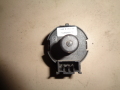 Кнопка вкл.подушек безопасности Land Rover Discovery III 2004-2009(YWL500050PVJ)