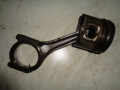 Поршень с шатуном Land Rover Discovery III  2.7  DT 2004-2009