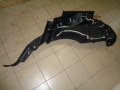 Обшивка багажника левая 2.7DT Land Rover Discovery III 2004-2009